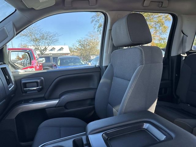 Used 2018 Chevrolet Silverado 1500 LT w/ Texas Edition image 15