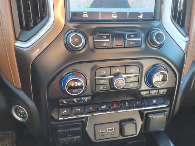 Used 2022 Chevrolet Silverado 1500 High Country AWD/4WD image 22