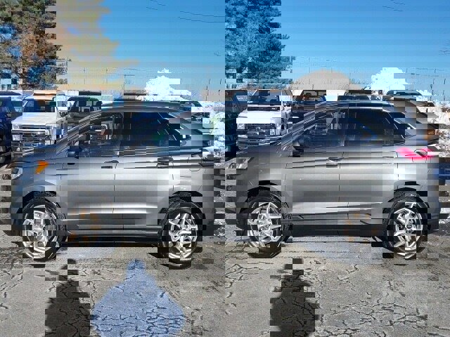 Certified 2023 Ford Edge SEL image 5