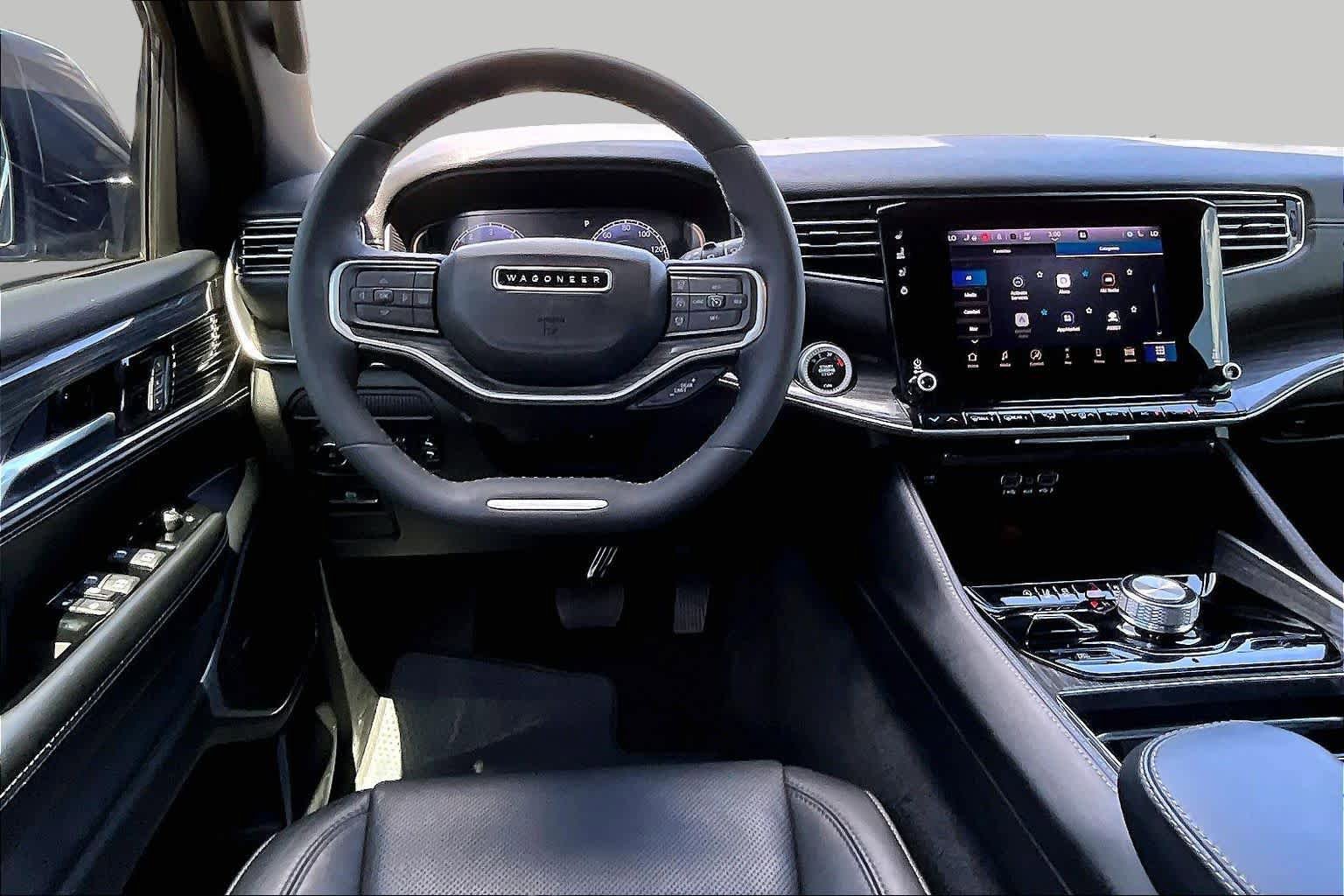 Used 2022 Jeep Wagoneer Series III AWD/4WD image 6