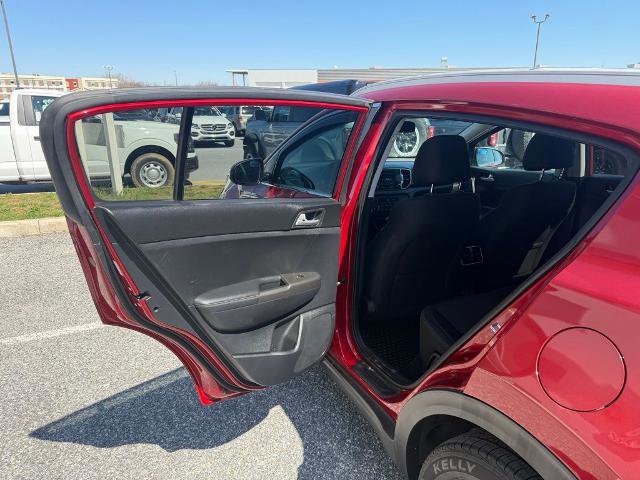 Used 2017 Kia Sportage LX w/ LX Popular Package image 12