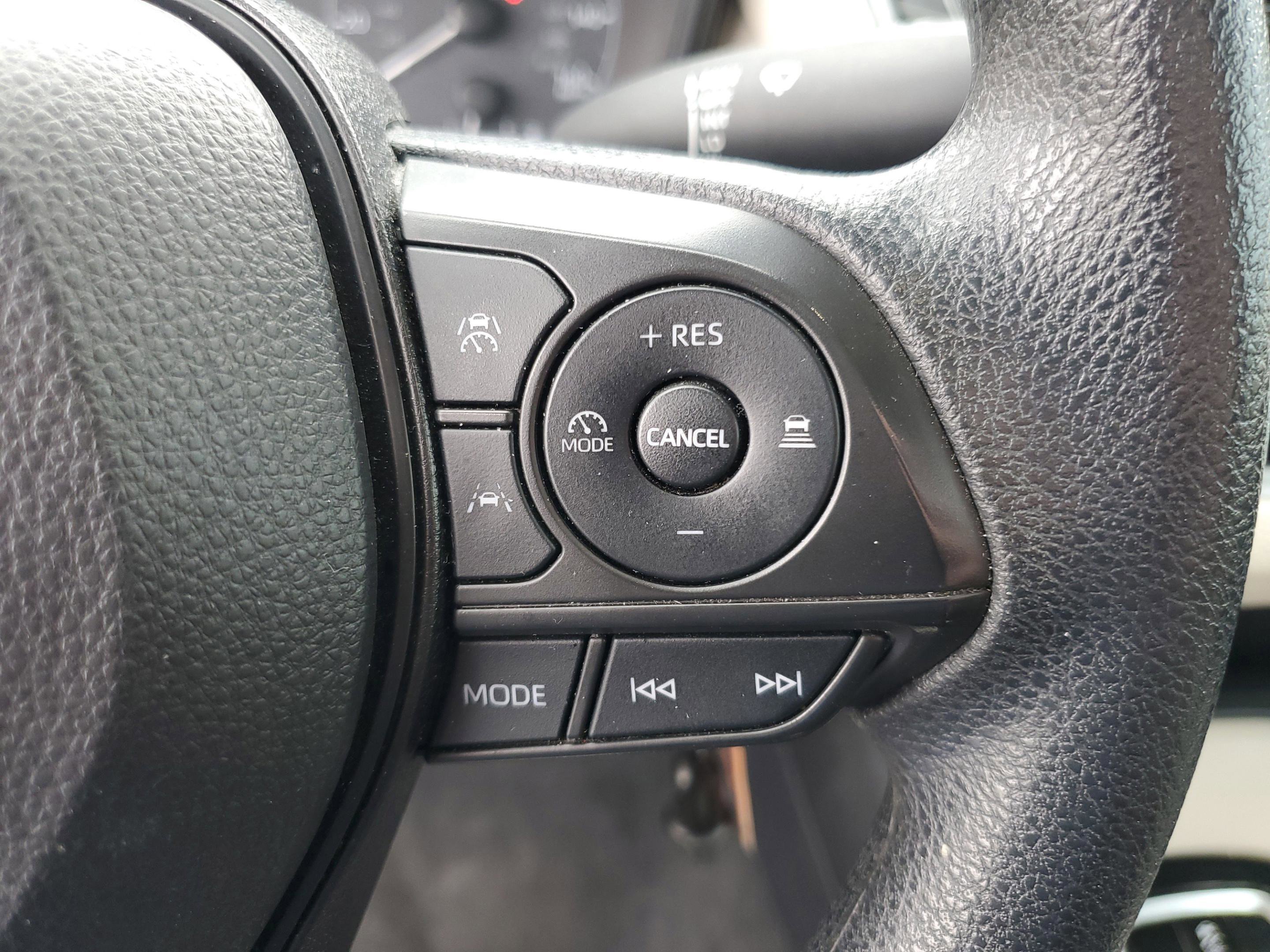 Used 2024 Toyota Corolla LE FWD image 20