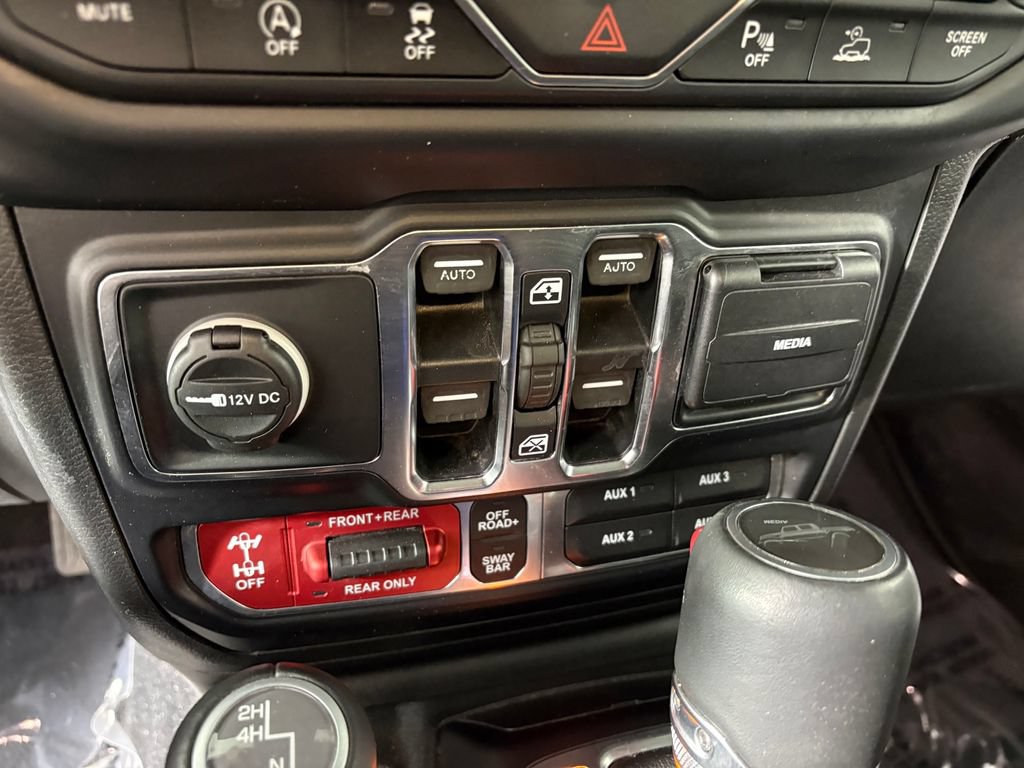 Used 2020 Jeep Gladiator Rubicon AWD/4WD image 19