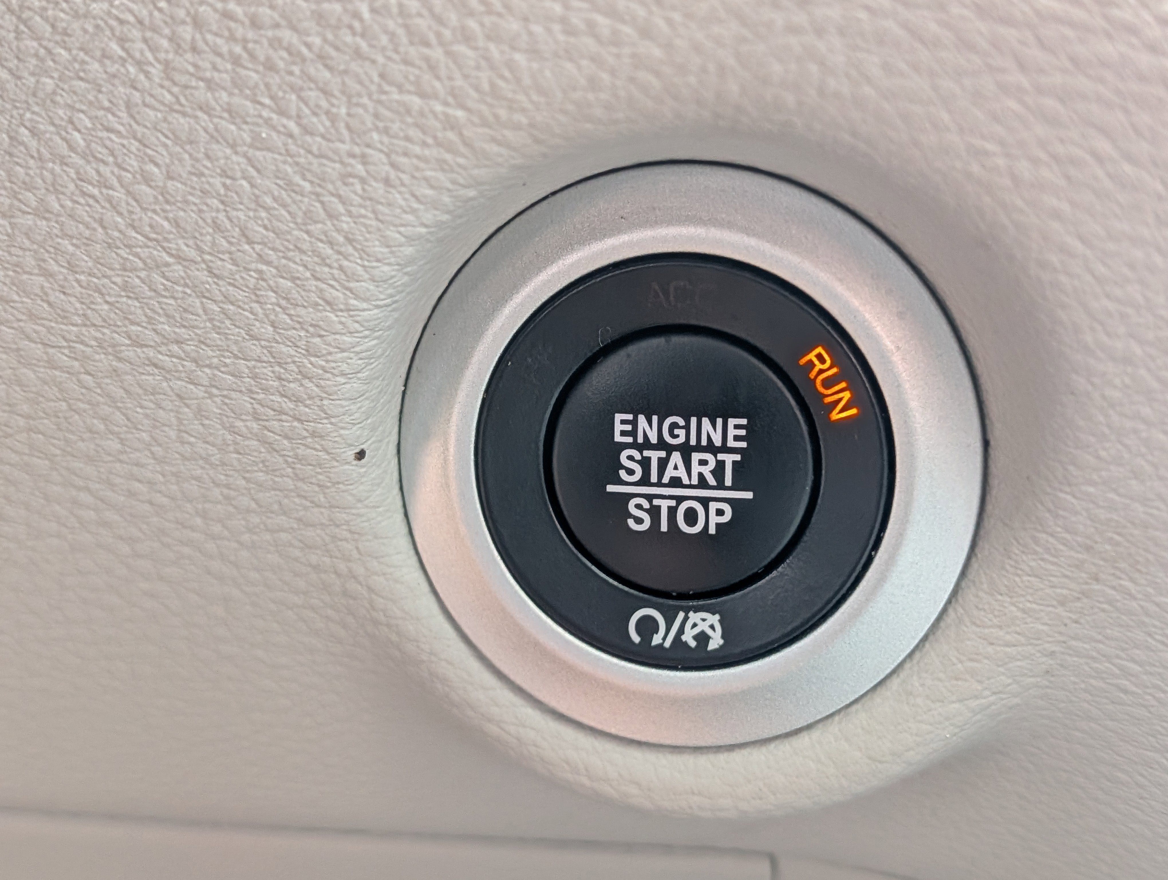 Used 2022 Chrysler Pacifica Limited image 35