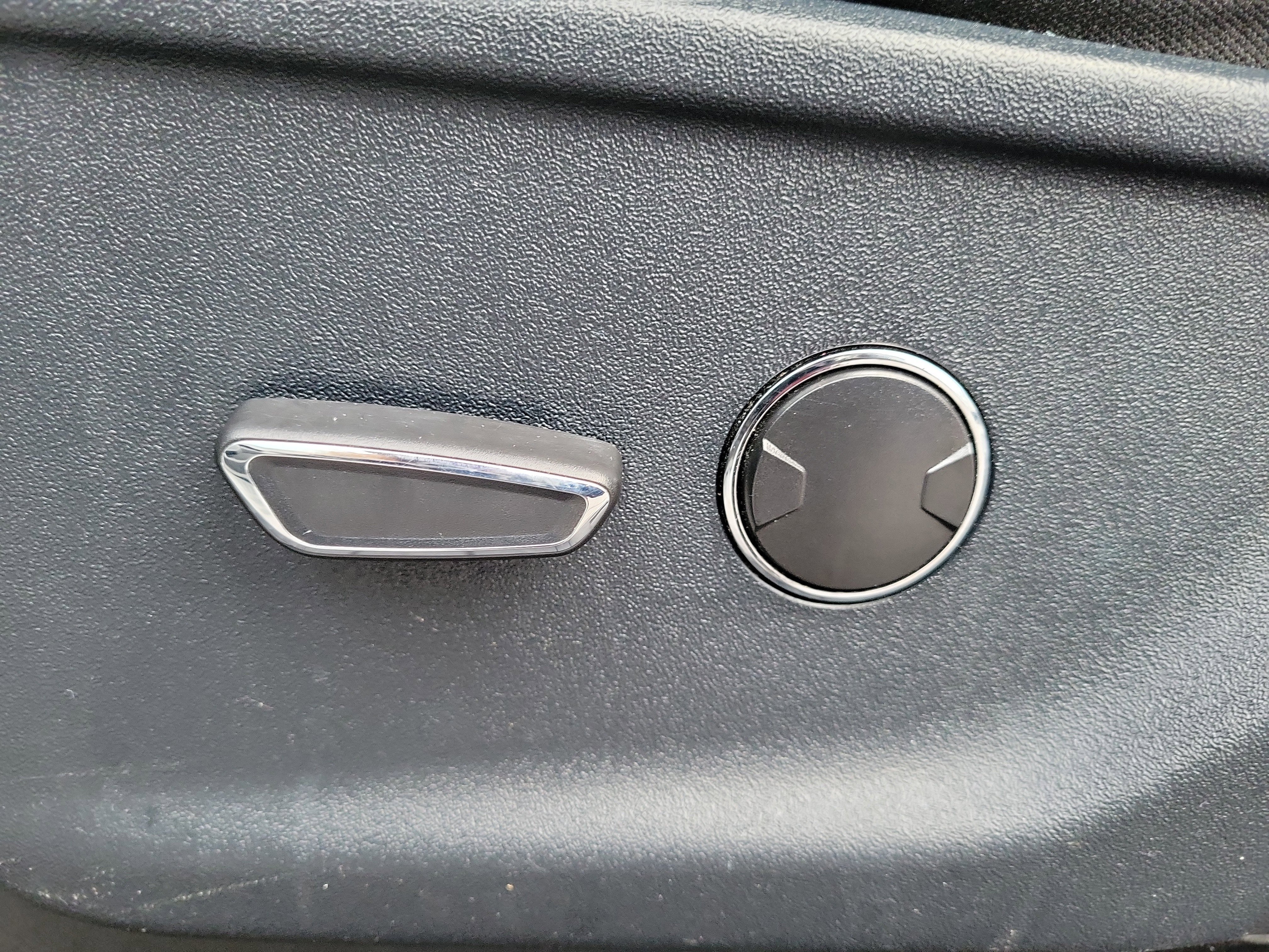 Certified 2021 Ford F150 XLT w/ Equipment Group 301A Mid image 19