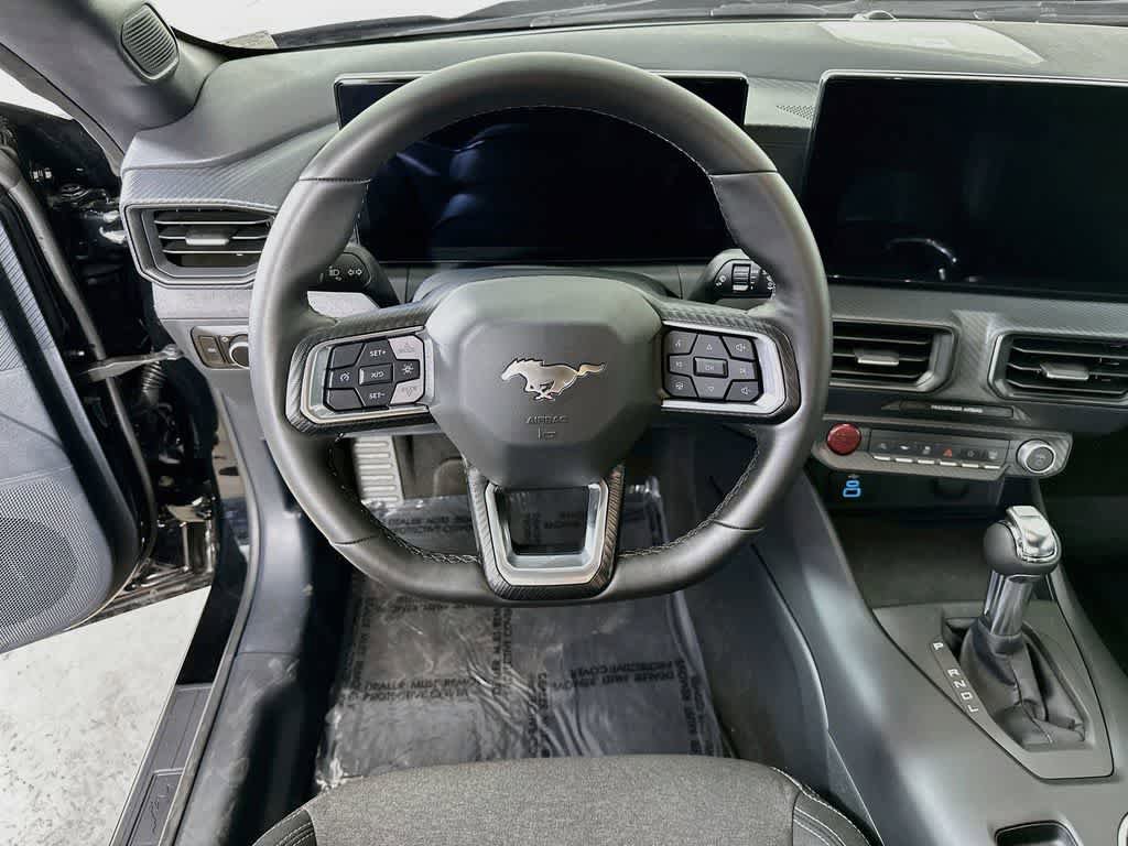 Certified 2024 Ford Mustang Coupe RWD image 10