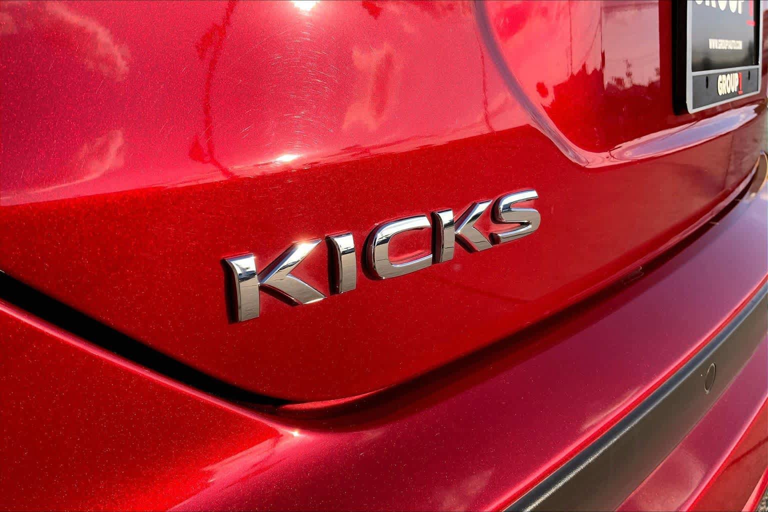 Used 2021 Nissan Kicks SV FWD image 31