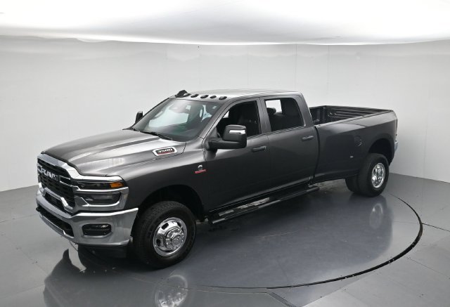 Used 2026 RAM 3500 Tradesman AWD/4WD image 40
