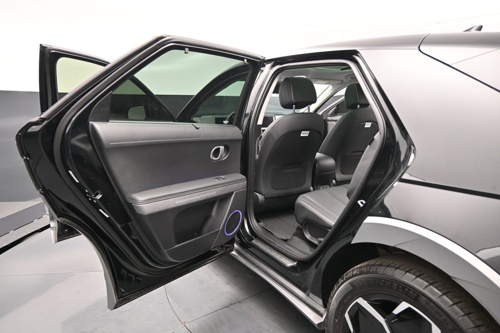 Used 2024 Hyundai Ioniq 5 Limited RWD image 15