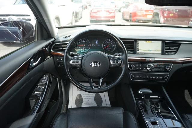 Used 2019 Kia Cadenza Technology FWD image 22