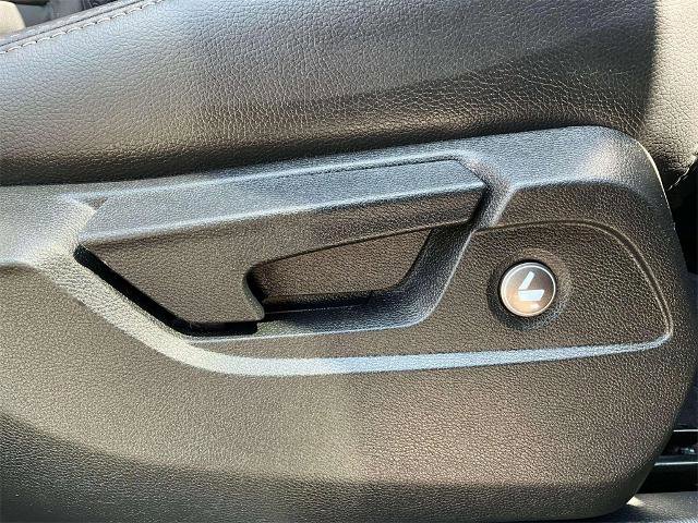 Used 2025 Honda Pilot EX-L image 26