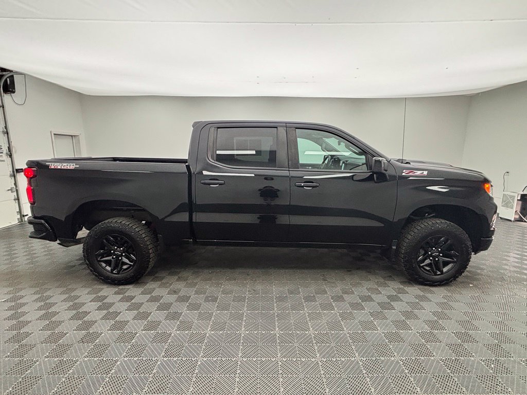 Used 2024 Chevrolet Silverado 1500 LT Trail Boss AWD/4WD image 7