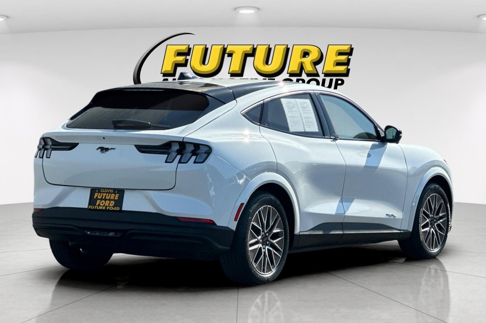 Certified 2025 Ford Mustang Mach-E Premium AWD/4WD image 3