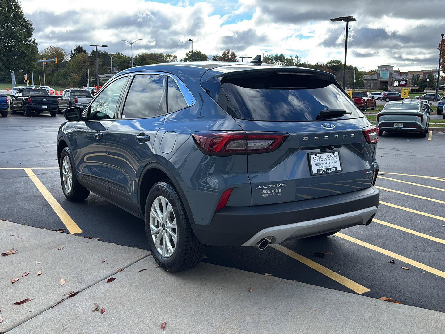 Certified 2023 Ford Escape Active AWD/4WD image 7