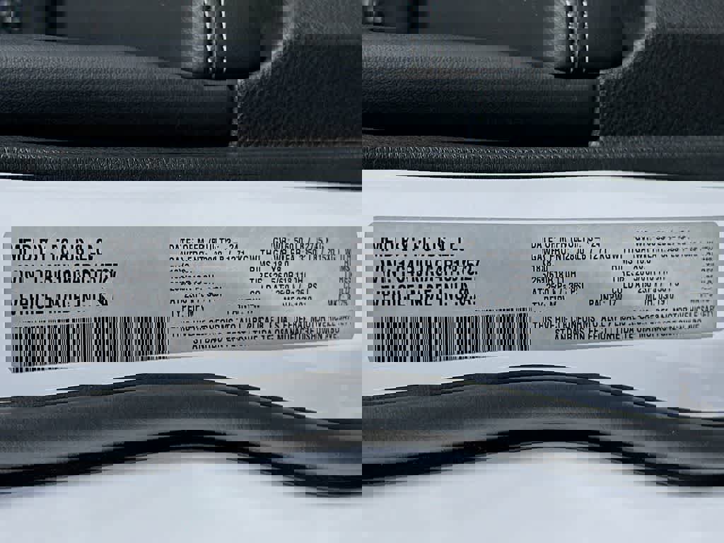 Used 2024 Jeep Grand Cherokee Altitude image 26