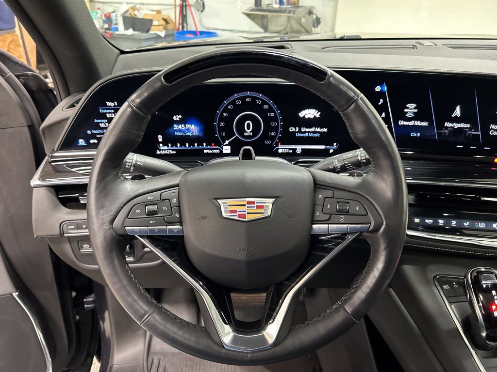 Used 2023 Cadillac Escalade ESV Sport w/ LPO, ONYX Package AWD/4WD image 15
