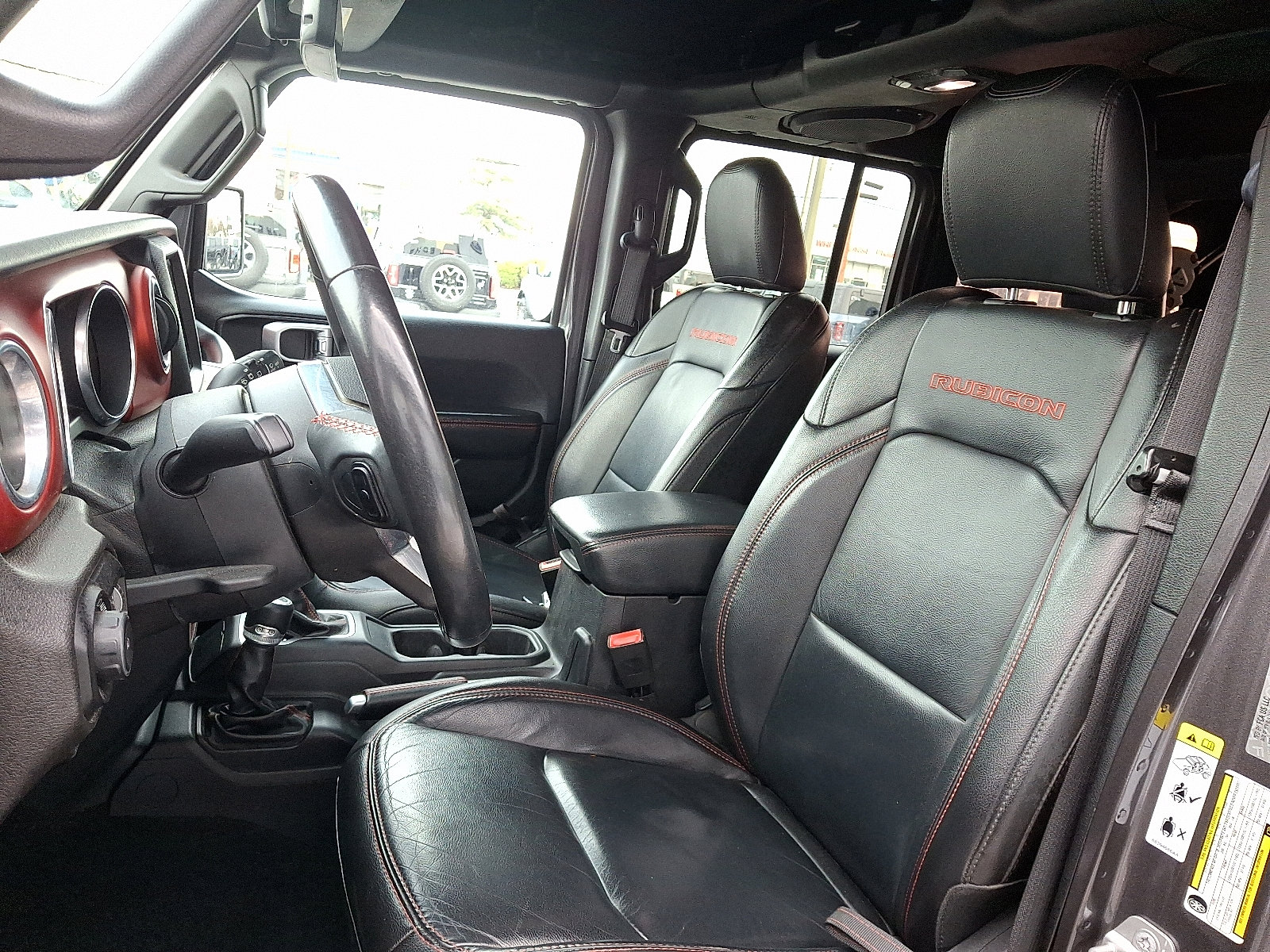 Used 2018 Jeep Wrangler Unlimited Rubicon w/ Dual Top Group image 16