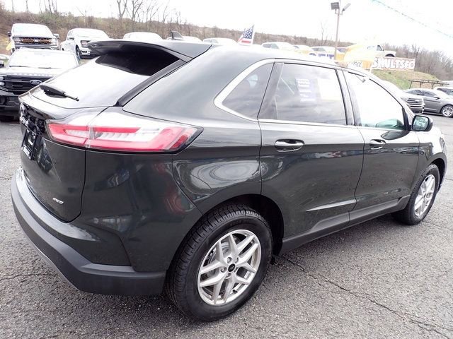 Certified 2023 Ford Edge SEL w/ Convenience Package AWD/4WD image 9
