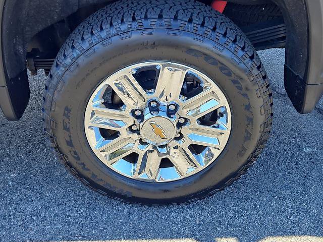 Used 2024 Chevrolet Silverado 2500 High Country w/ High Country Premium Package AWD/4WD image 34