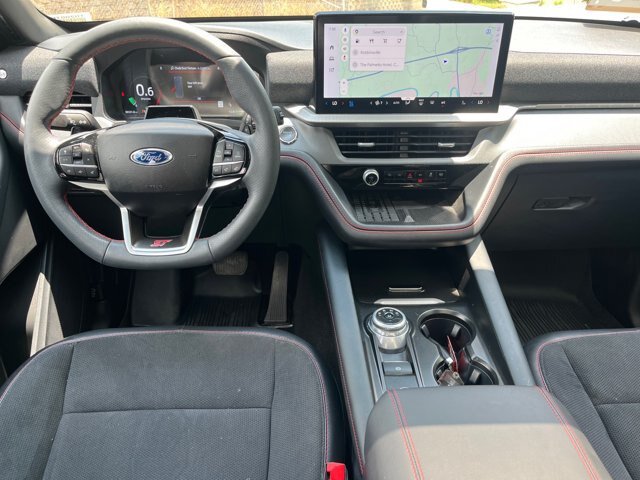 Certified 2025 Ford Explorer ST AWD/4WD image 6