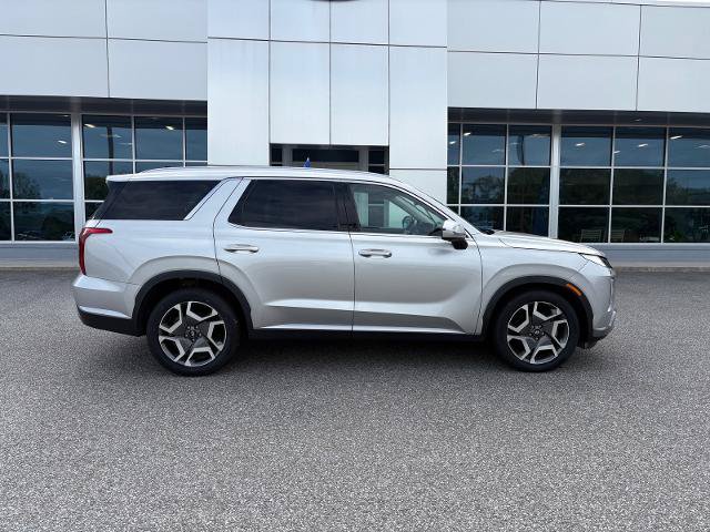 Used 2024 Hyundai Palisade SEL AWD/4WD image 2
