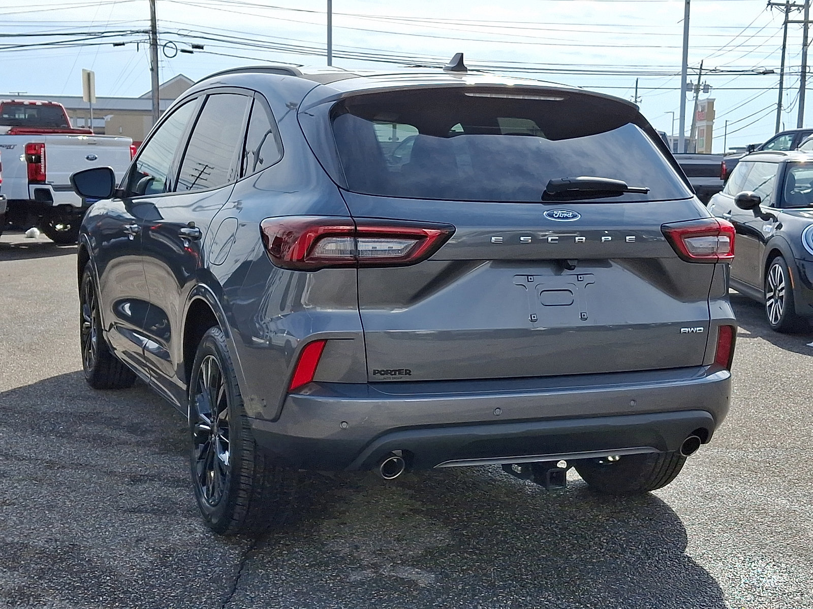 Certified 2023 Ford Escape ST-Line Elite w/ Premium Technology Package image 5