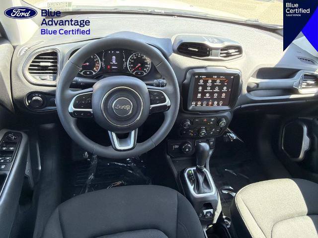 Used 2023 Jeep Renegade Latitude AWD/4WD image 9