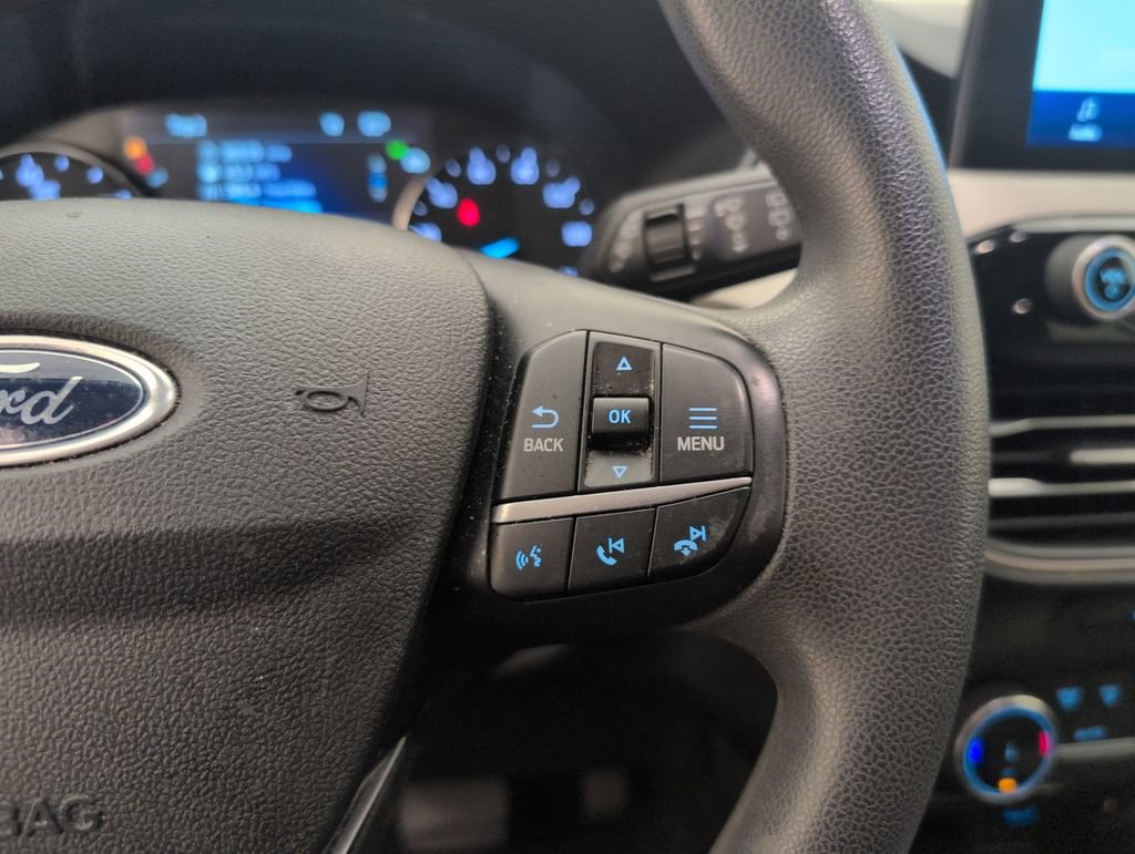 Certified 2022 Ford Escape SE AWD/4WD image 37