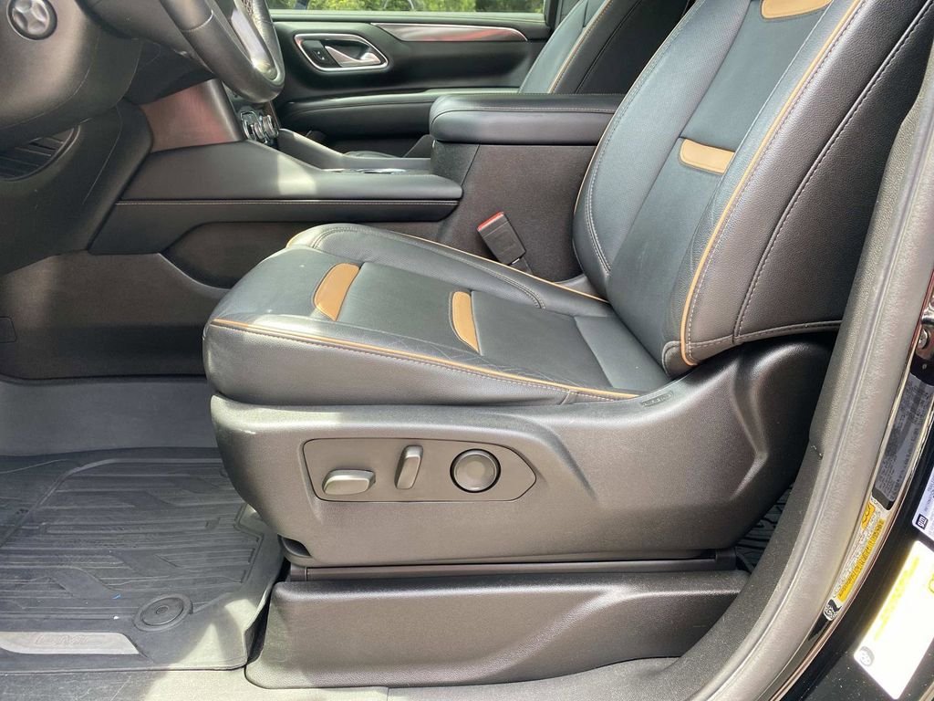 Used 2021 GMC Yukon AT4 w/ Rear Media and Nav Package AWD/4WD image 21