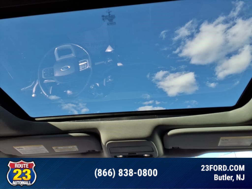 Certified 2022 Ford F150 XLT w/ Equipment Group 302A High image 13