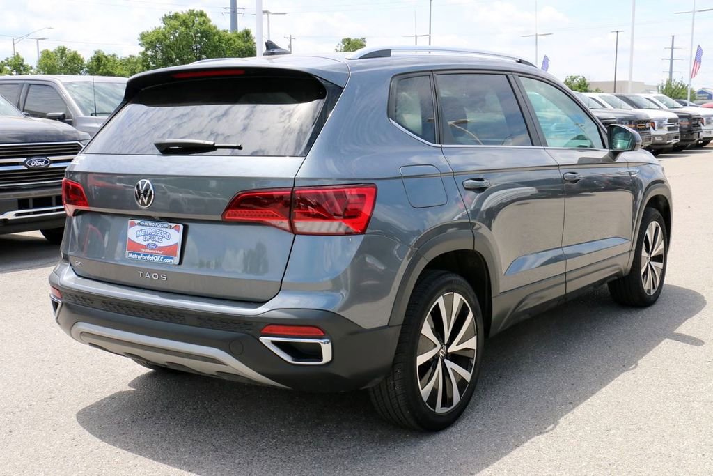 Used 2023 Volkswagen Taos SE FWD image 5