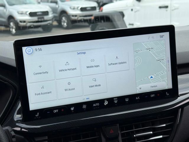 Certified 2024 Ford Escape ST-Line Select w/ Tech Pack #1 image 38