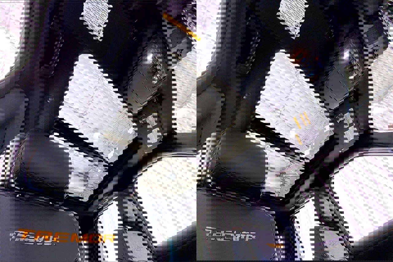 Certified 2025 Ford Expedition Tremor image 27