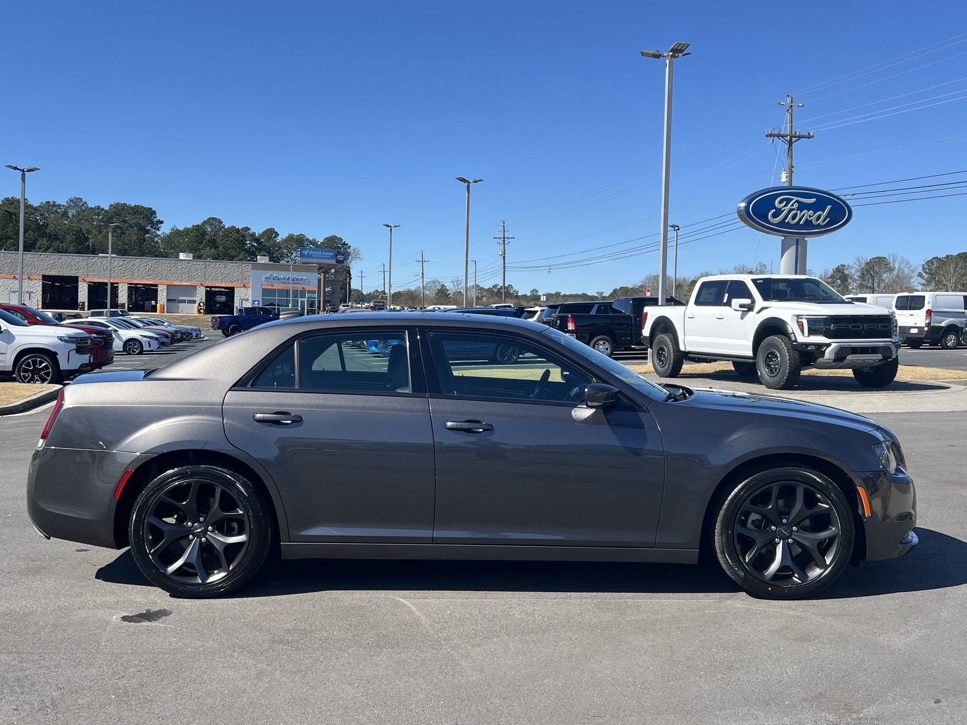 Used 2023 Chrysler 300 S image 2