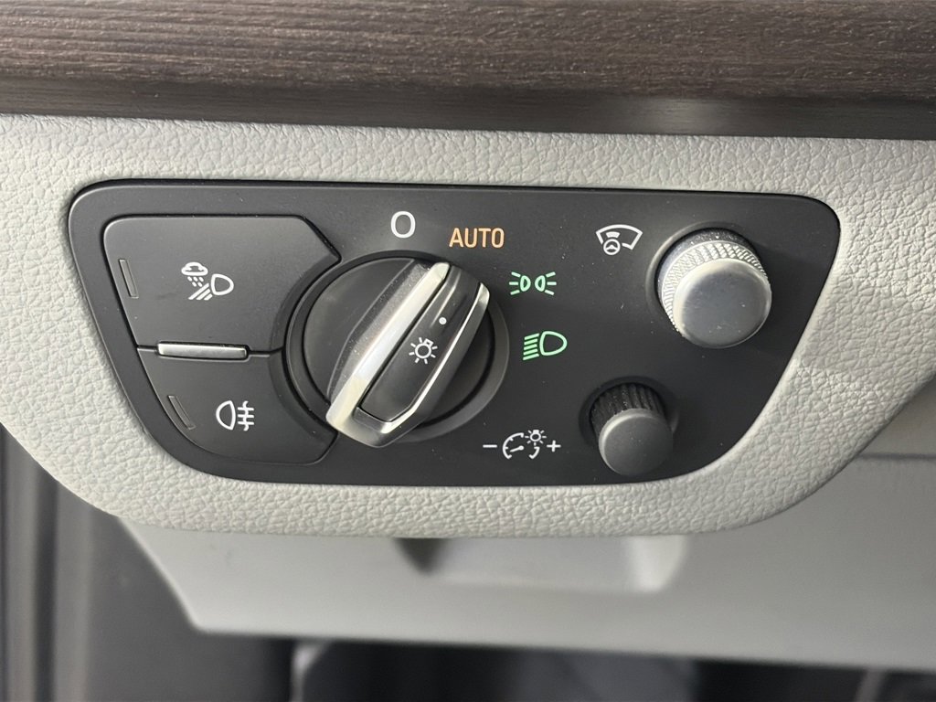 Used 2022 Audi Q5 2.0T Prestige image 24