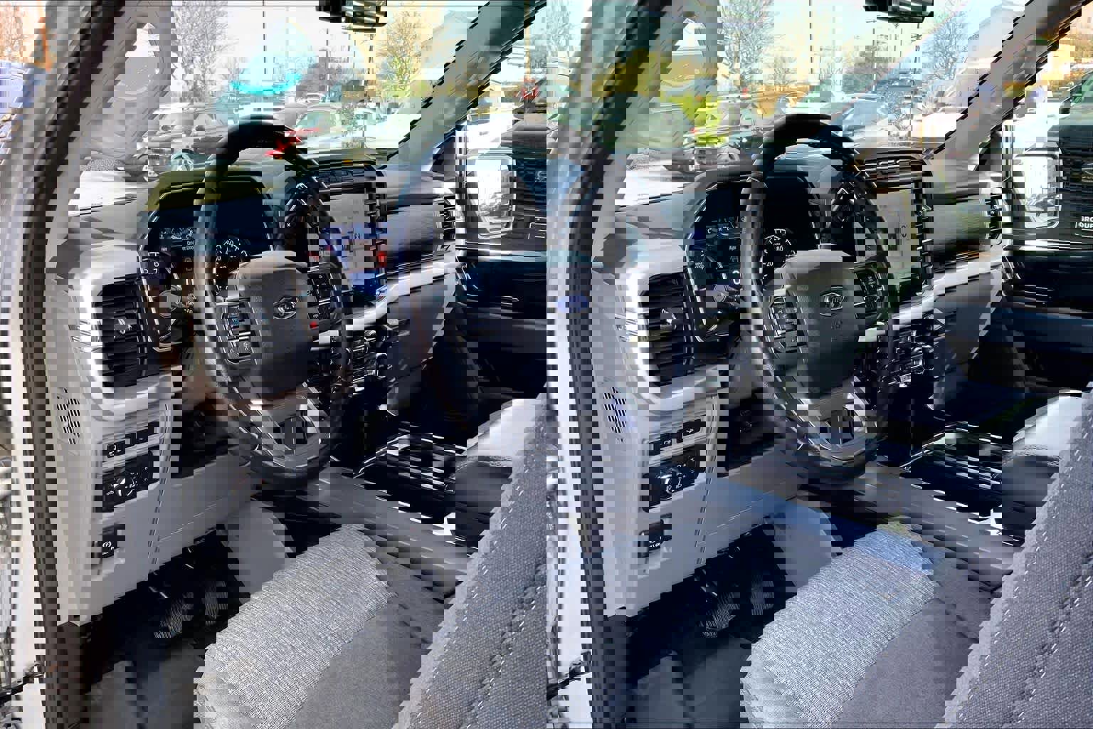 Certified 2022 Ford F150 XLT w/ Equipment Group 302A High image 16