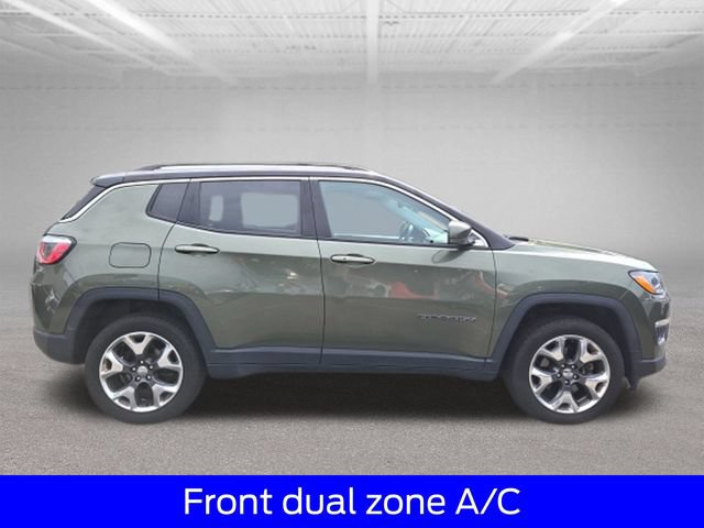 Used 2018 Jeep Compass Limited w/ Navigation Group AWD/4WD image 10