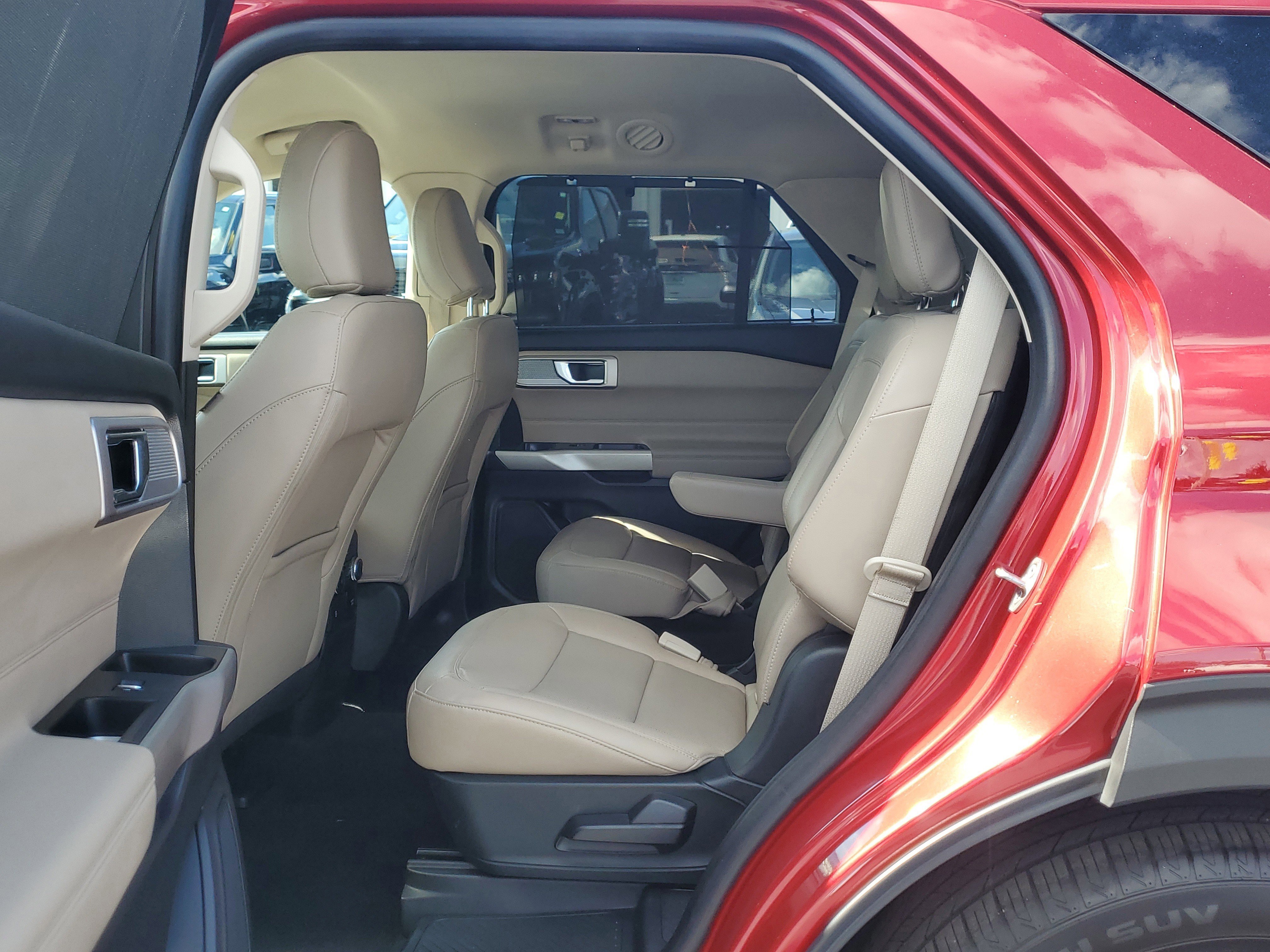 Certified 2021 Ford Explorer Limited w/ Equipment Group 301A image 15