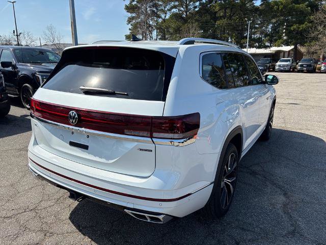 Used 2024 Volkswagen Atlas SEL Premium R-Line image 5