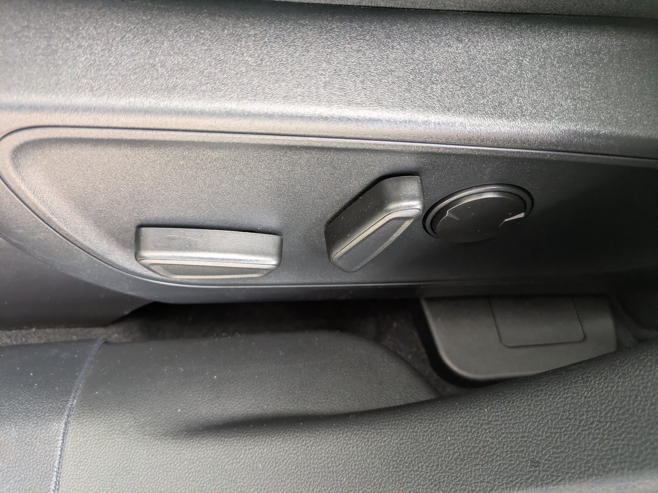 Certified 2024 Ford Escape Active FWD image 21