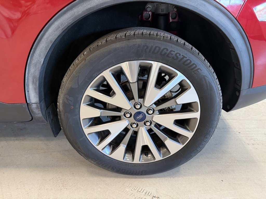 Certified 2021 Ford Escape Titanium image 10