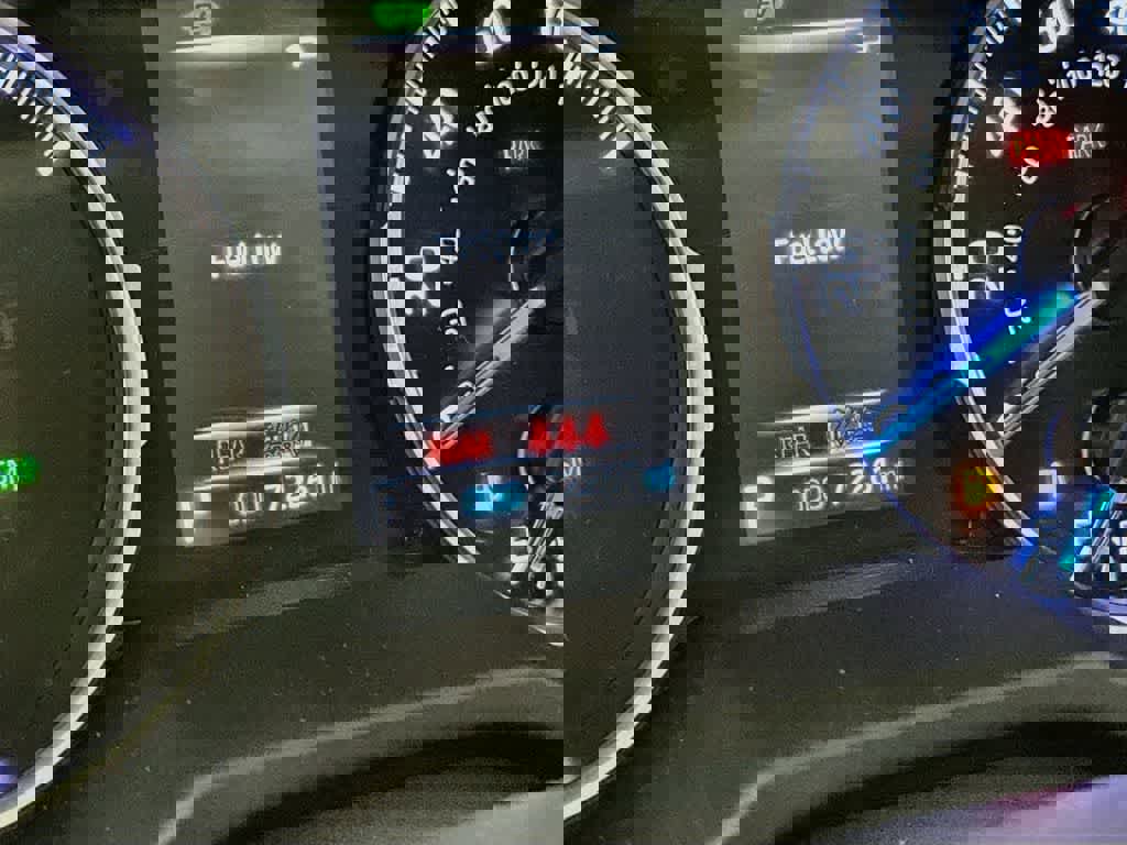 Used 2021 Toyota RAV4 XLE Premium image 20