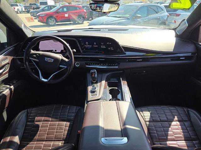 Used 2021 Cadillac Escalade Sport Platinum w/ LPO, ONYX Package image 23