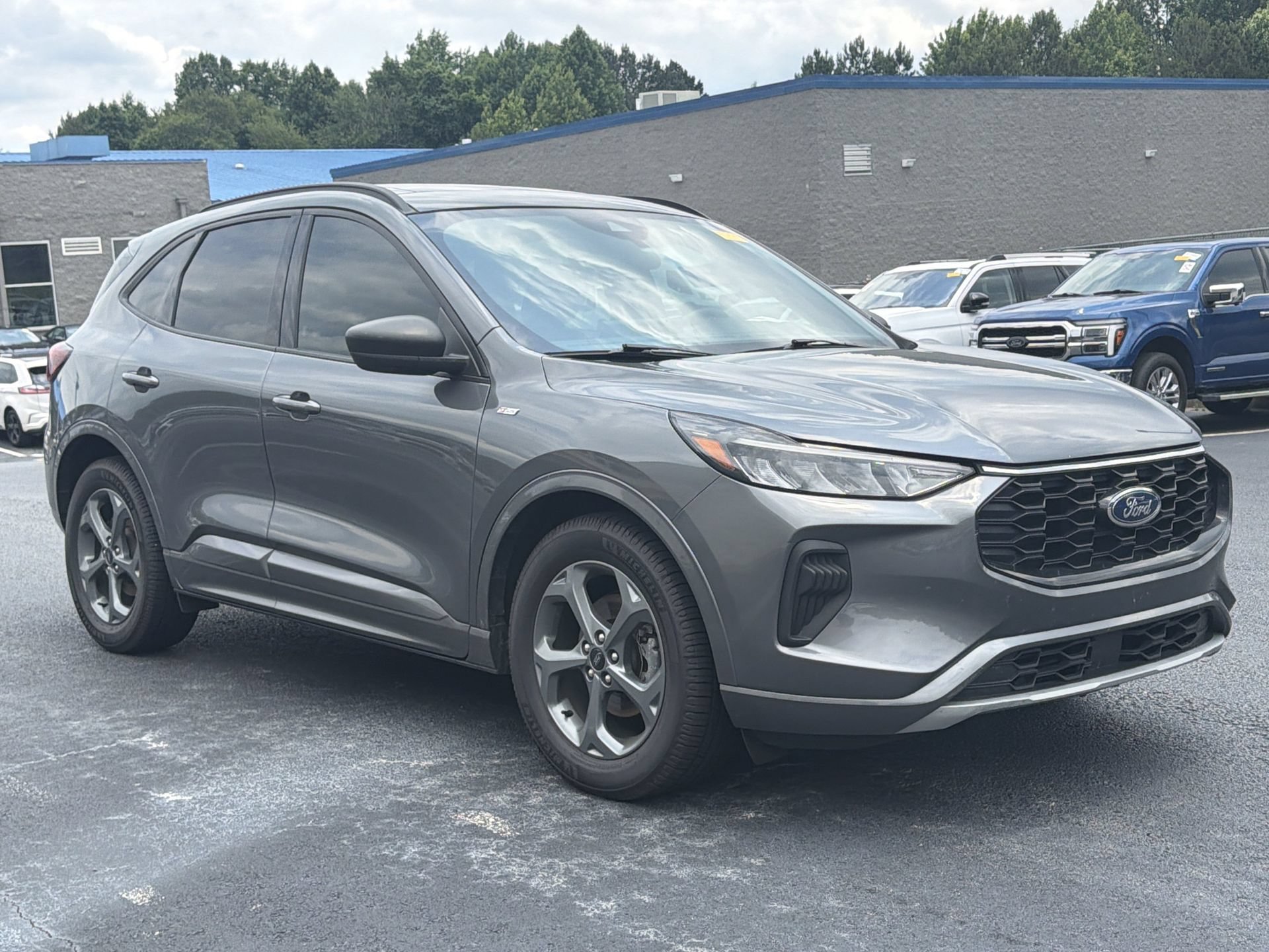 Certified 2023 Ford Escape ST-Line w/ Tech Pack #1 FWD image 9