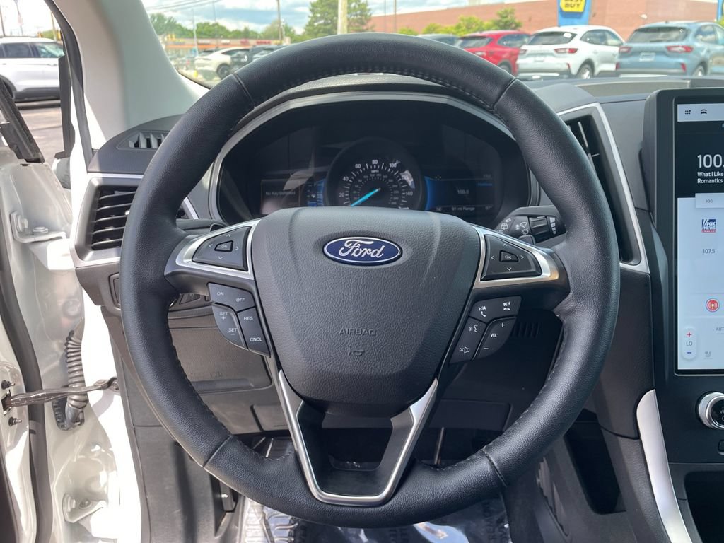 Certified 2023 Ford Edge SEL w/ Convenience Package AWD/4WD image 17