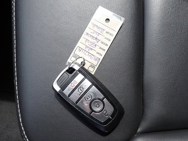 Certified 2022 Ford Explorer XLT w/ Equipment Group 202A image 30