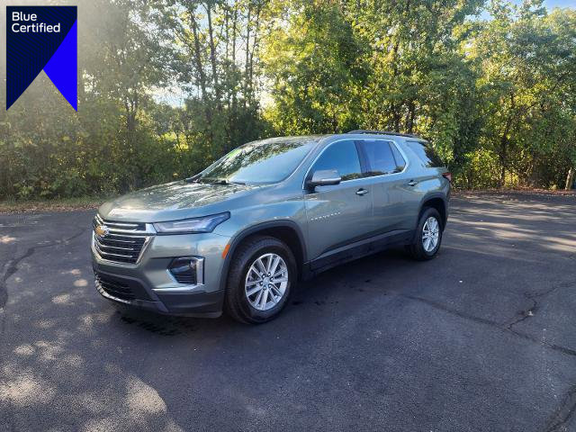 Used 2023 Chevrolet Traverse LT