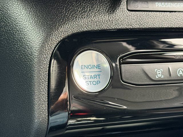 Certified 2023 Ford Escape ST-Line w/ Tech Pack #1 AWD/4WD image 34