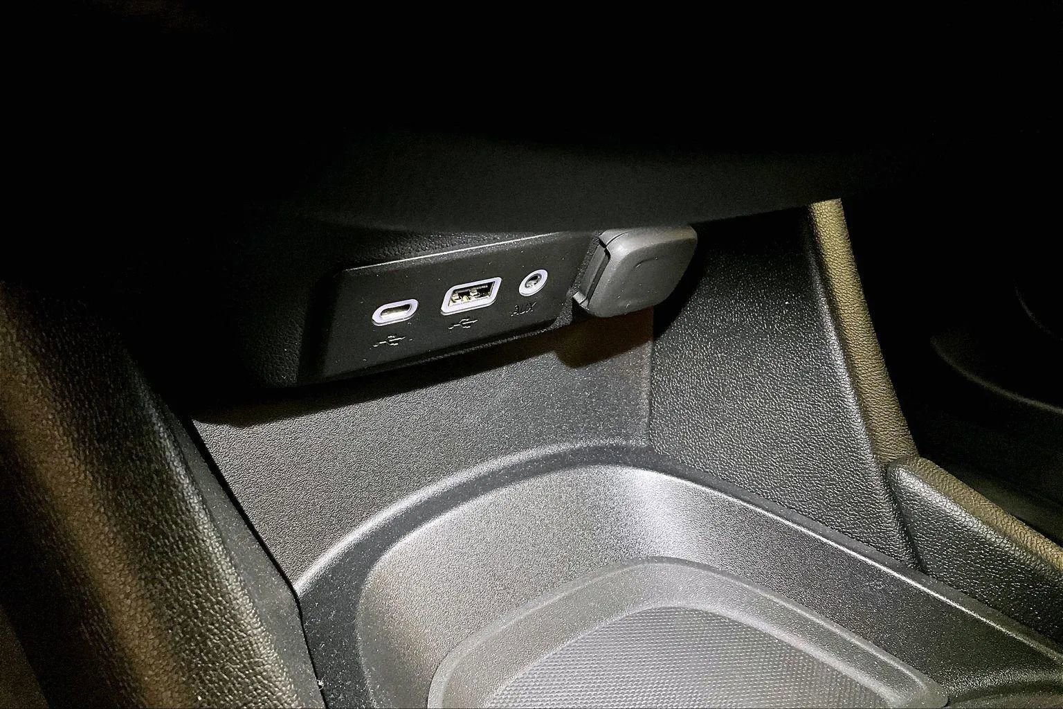 Used 2024 Chevrolet Malibu RS image 31