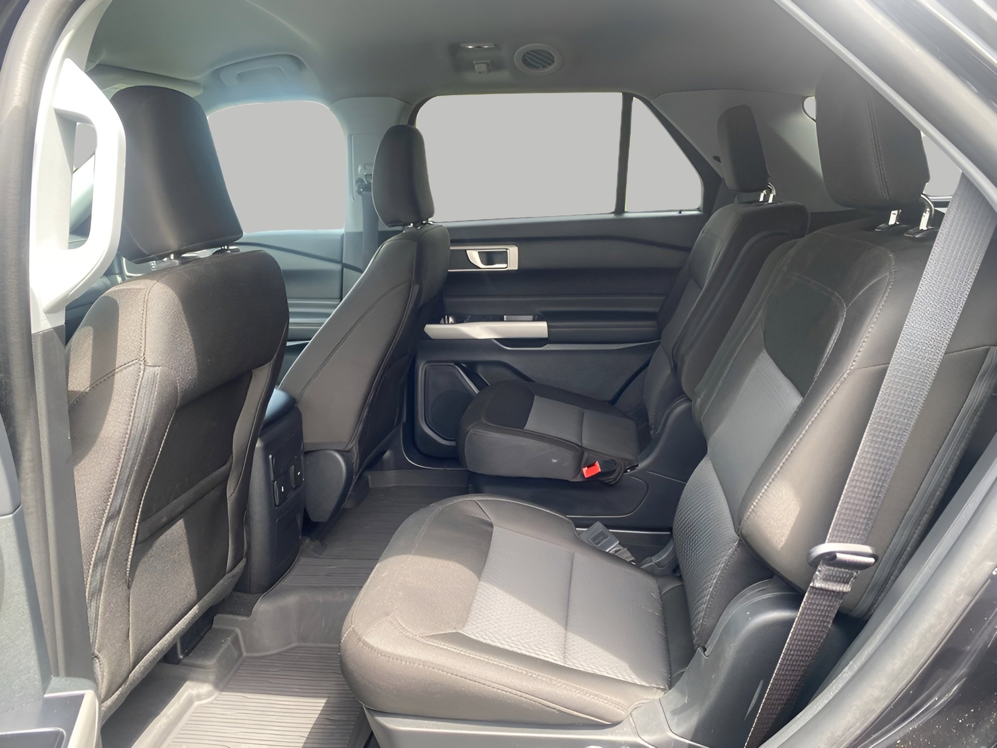 Certified 2024 Ford Explorer XLT AWD/4WD image 20